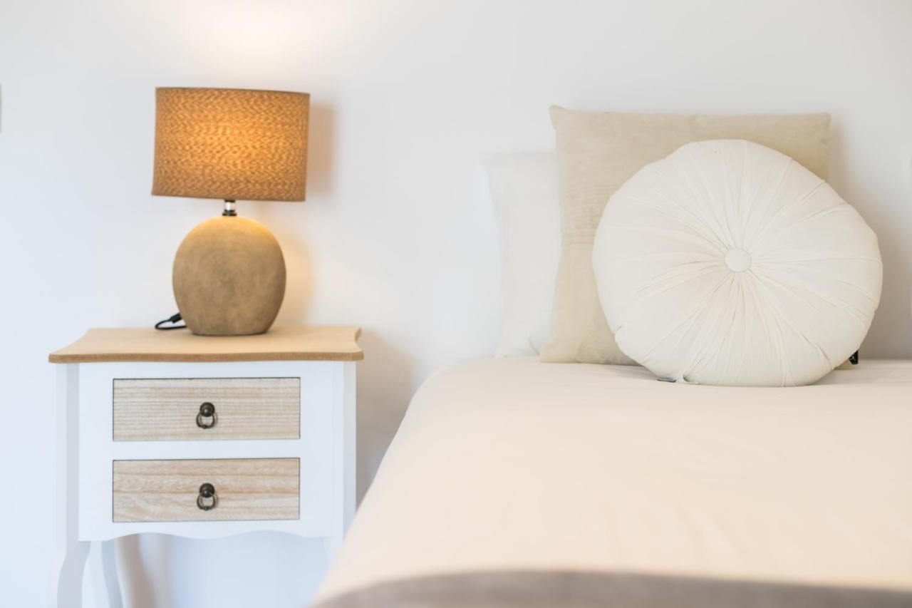 Rato Cozy 3Br W/Balcony - By Lu Holidays Apartment Lisabona Exterior foto